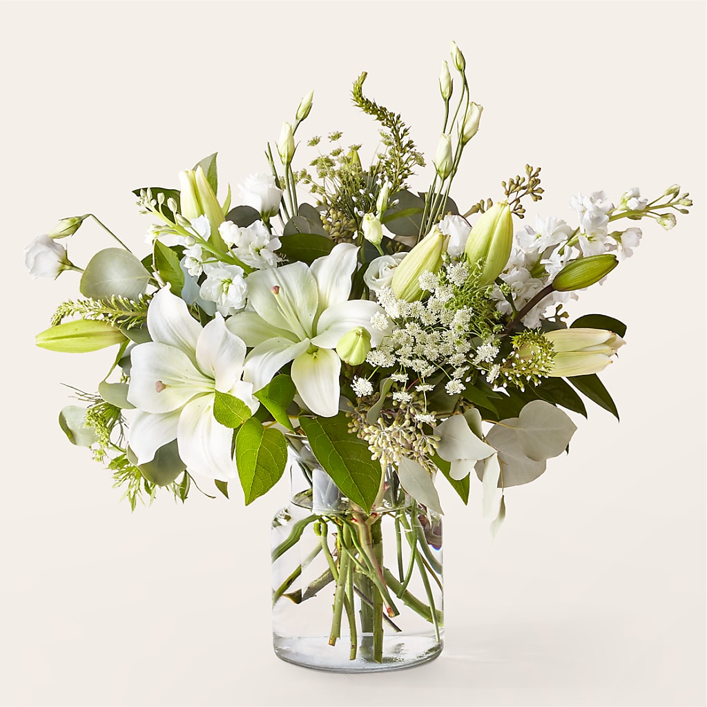 Alluring Elegance Bouquet – Deeshay Custom Design, Goldsboro NC