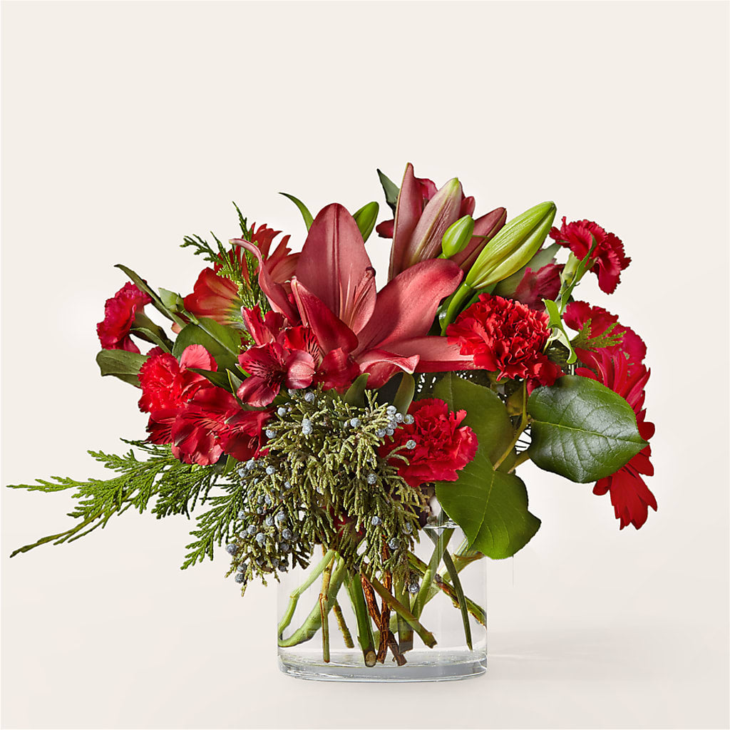 Friendsmas Bouquet – Deeshay Custom Design, Goldsboro NC