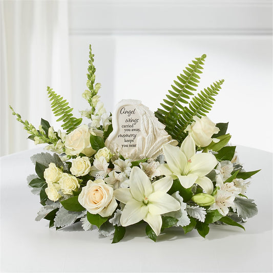 Holding You Close Arrangement –  Deeshay Custom Design, Goldsboro NC