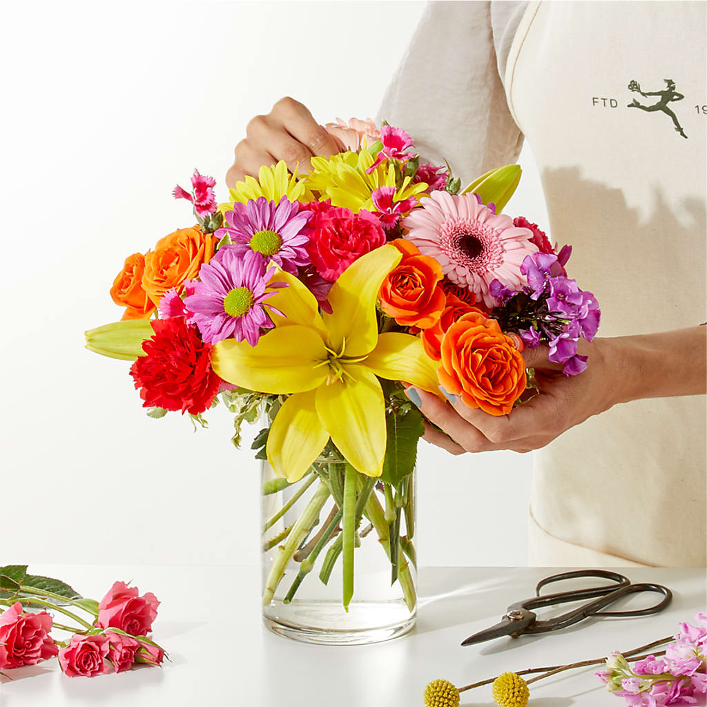 Cue the Confetti - A Florist Original –  Deeshay Custom Design, Goldsboro NC