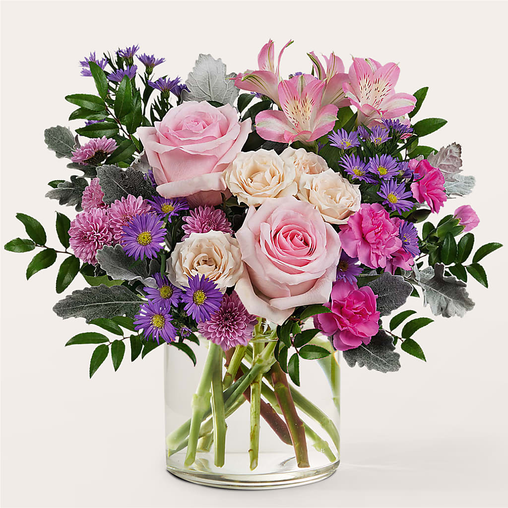 Light as a Feather Bouquet –  Deeshay Custom Design, Goldsboro NC