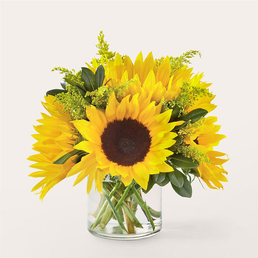 Beaming Sunflower Bouquet –  Deeshay Custom Design, Goldsboro NC