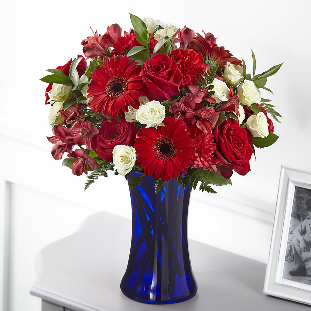Hearts Embrace Bouquet –  Deeshay Custom Design, Goldsboro NC