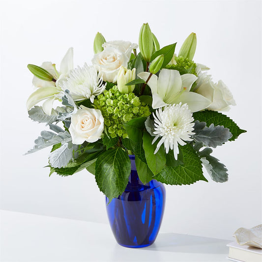 Snowy Dreams Bouquet – DEESHAY CUSTOM DESIGN, Goldsboro NC