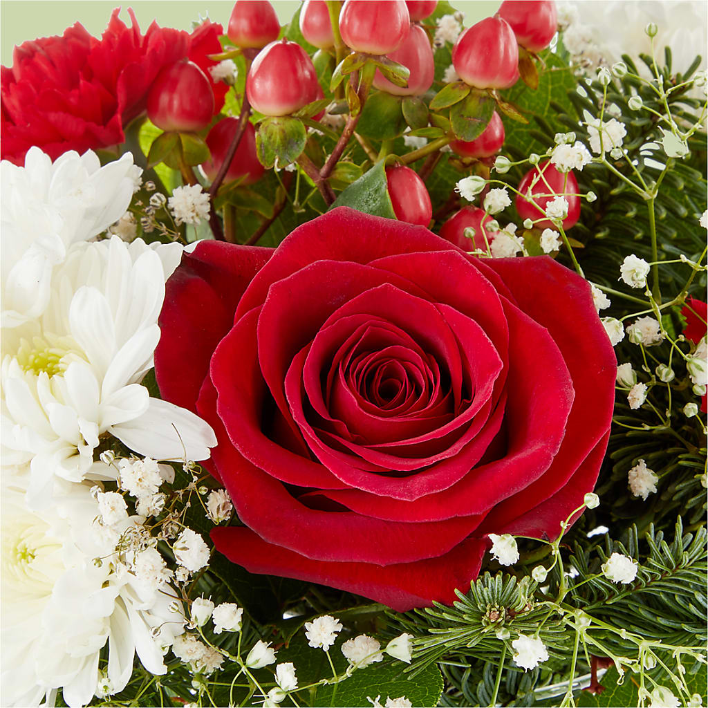 Chance of Flurries Bouquet –  Deeshay Custom Design, Goldsboro NC