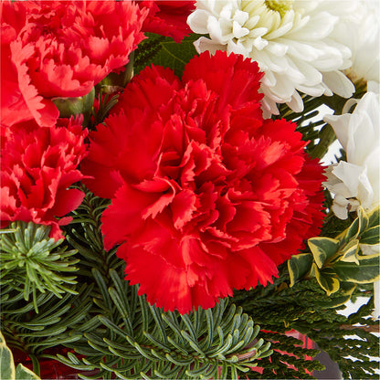 Christmas Market Bouquet –  Deeshay Custom Design, Goldsboro NC