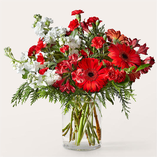 Holidaisy Bouquet – DEESHAY CUSTOM DESIGN, Goldsboro NC