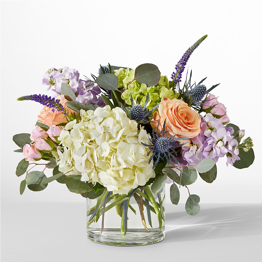 Porch Swing Bouquet –  Deeshay Custom Design, Goldsboro NC