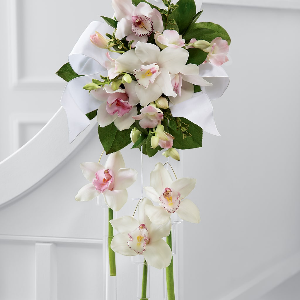 Perfect Entrance Pew Arrangement –  Deeshay Custom Design, Goldsboro NC