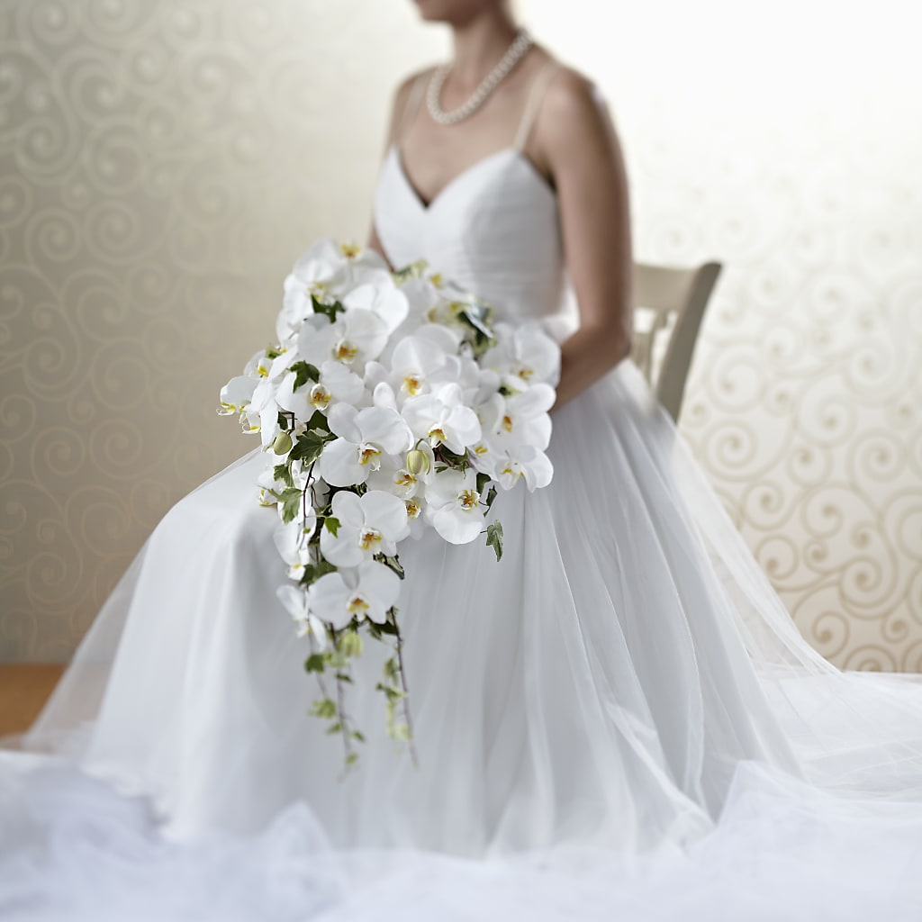 Classic White Bouquet –  Deeshay Custom Design, Goldsboro NC